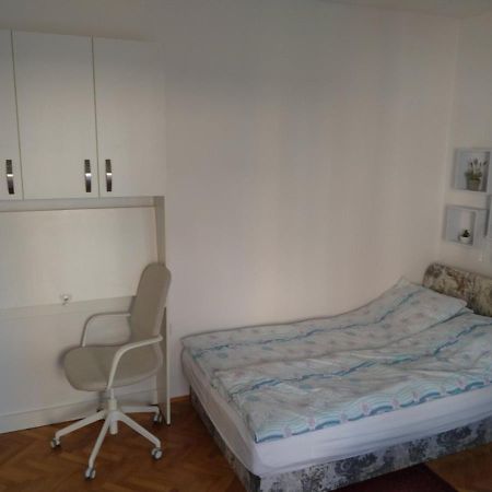 Apartma Ladinka Izola Exteriör bild