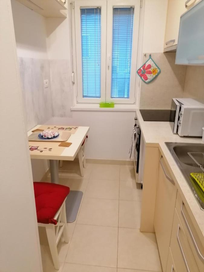 Apartma Ladinka Izola Exteriör bild
